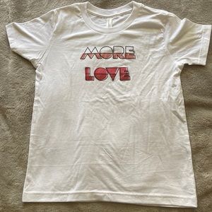 Girls M “more love” t